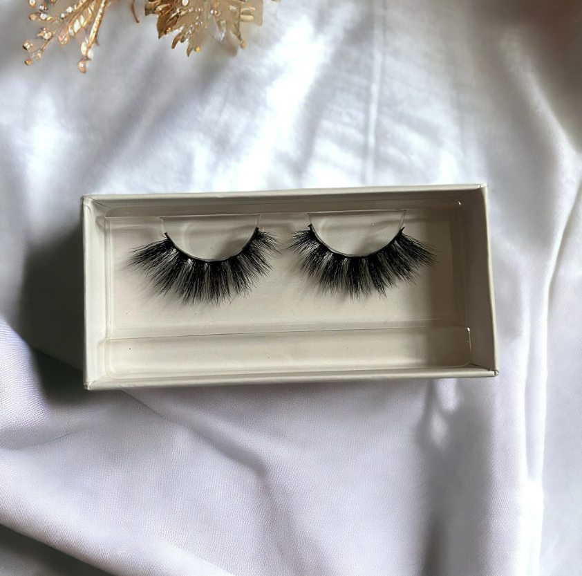 Pearl Lashes | Bold Voluminous Faux Mink Lashes for Glamorous Looks | My Little Secret