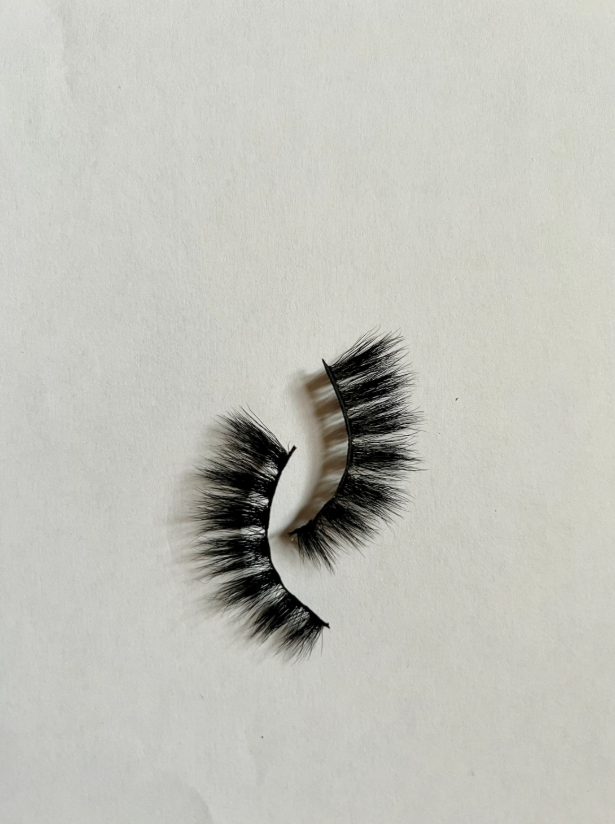Pearl Lashes | Bold Voluminous Faux Mink Lashes for Glamorous Looks | My Little Secret